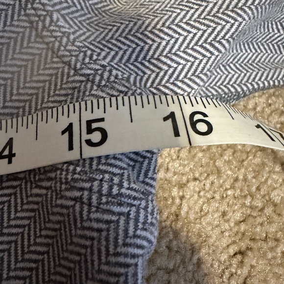 Lululemon Kanto Catch Me 1/2 Zip
Heathered Gray Herringbone  Size 4 Vintage - Picture 9 of 16